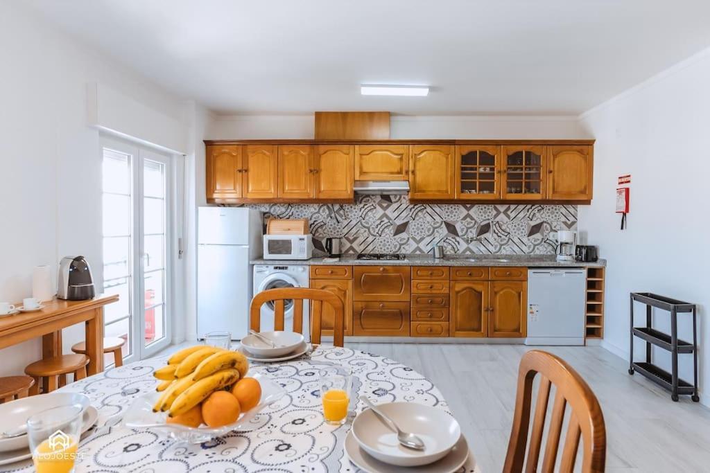 Apartamento Miramar - Piscina E Bbq Санта Круз Екстериор снимка