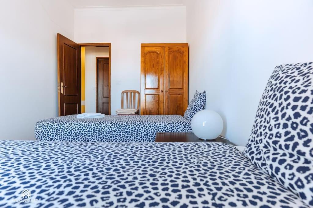 Apartamento Miramar - Piscina E Bbq Санта Круз Екстериор снимка