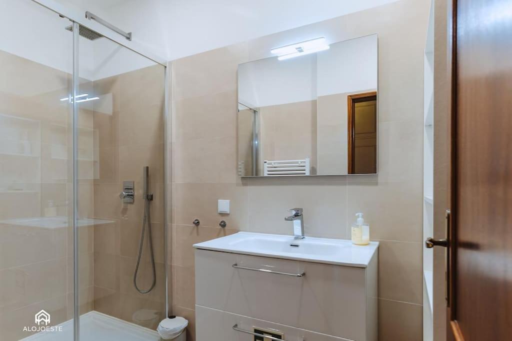 Apartamento Miramar - Piscina E Bbq Санта Круз Екстериор снимка